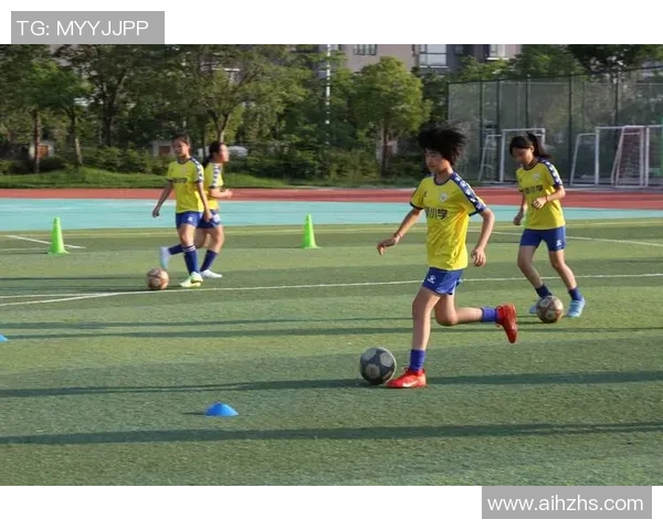 球星对战花式足球激战精彩瞬间 谁能成为足球技巧之王 球星对战花式足球激战精彩瞬间 谁能成为足球技巧之王